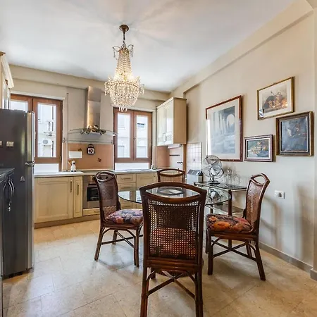 Apartment Charming 1br In Center *